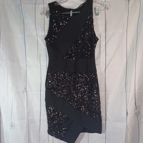 Papaya black sleevless bodycon sequin dress - Picture 1 of 12